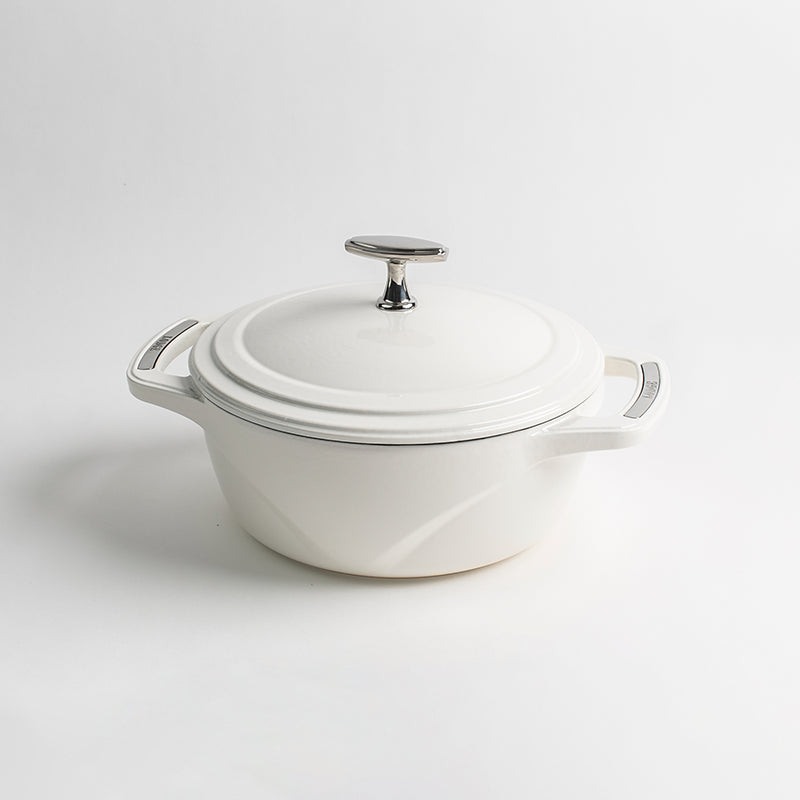 USA Enamel™ Cast Iron Dutch Oven - Image 26