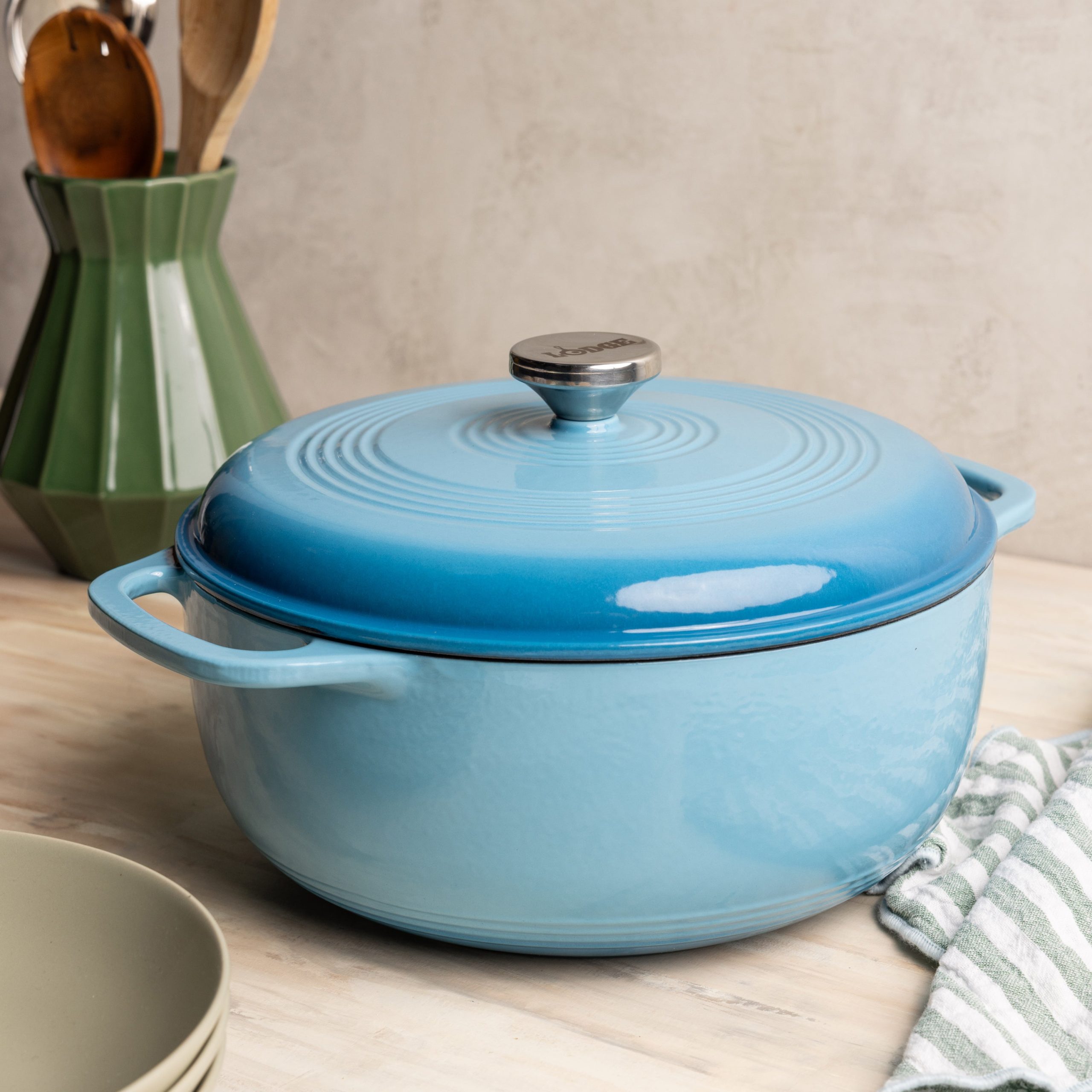 Essential Enamel Dutch Oven - Image 112