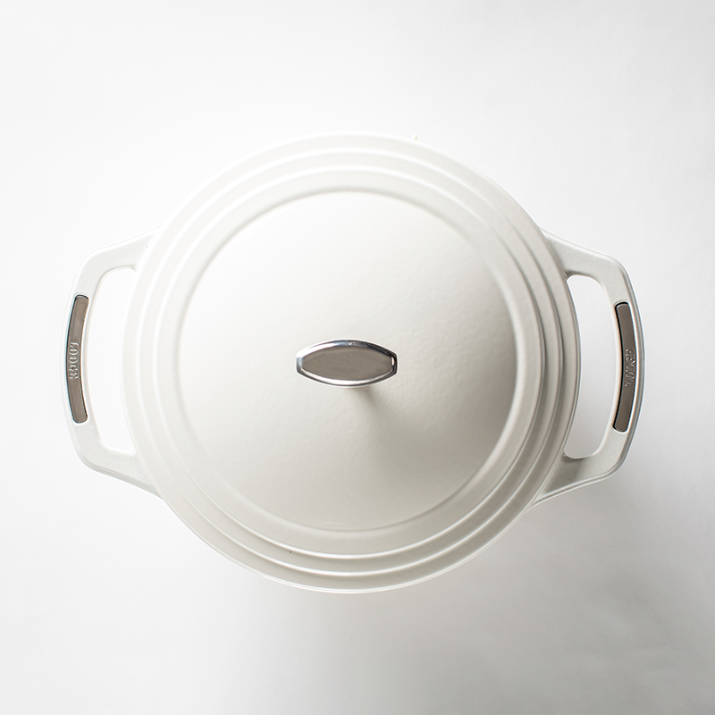 USA Enamel™ Cast Iron Dutch Oven - Image 8