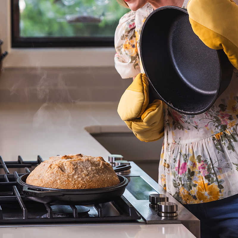 3.2 Quart Seasoned Cast Iron Combo Cooker - Image 6