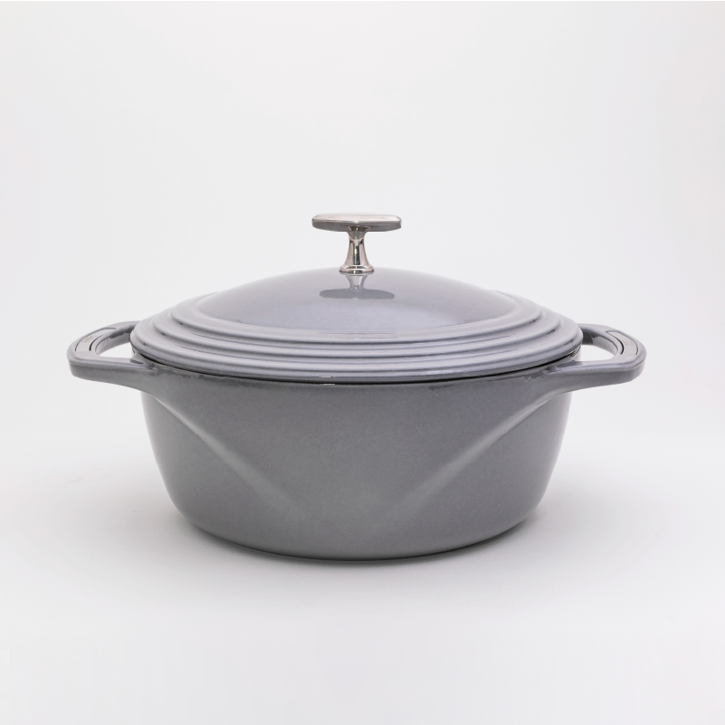 USA Enamel™ Cast Iron Dutch Oven - Image 7