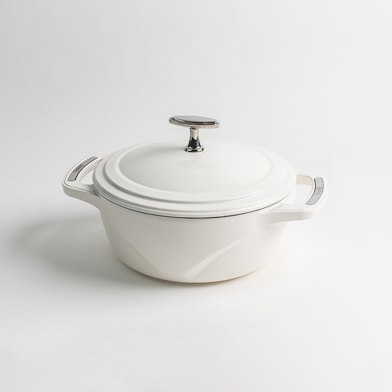 USA Enamel™ Cast Iron Dutch Oven - Image 104
