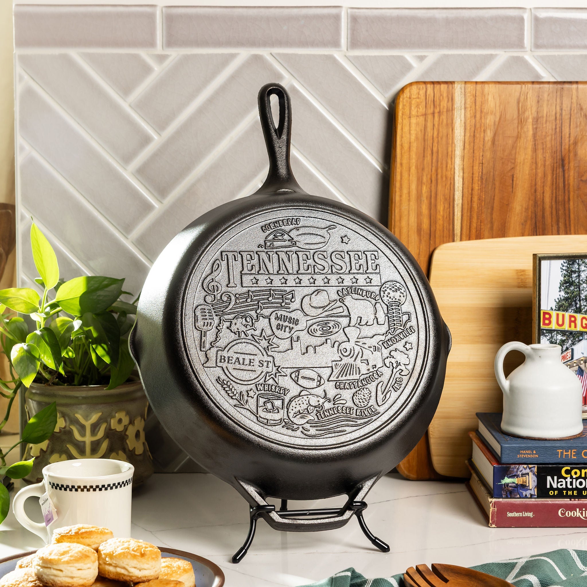 American Road Trip: 12 Inch Seasoned Cast Iron Skillet, Tennessee - Image 2
