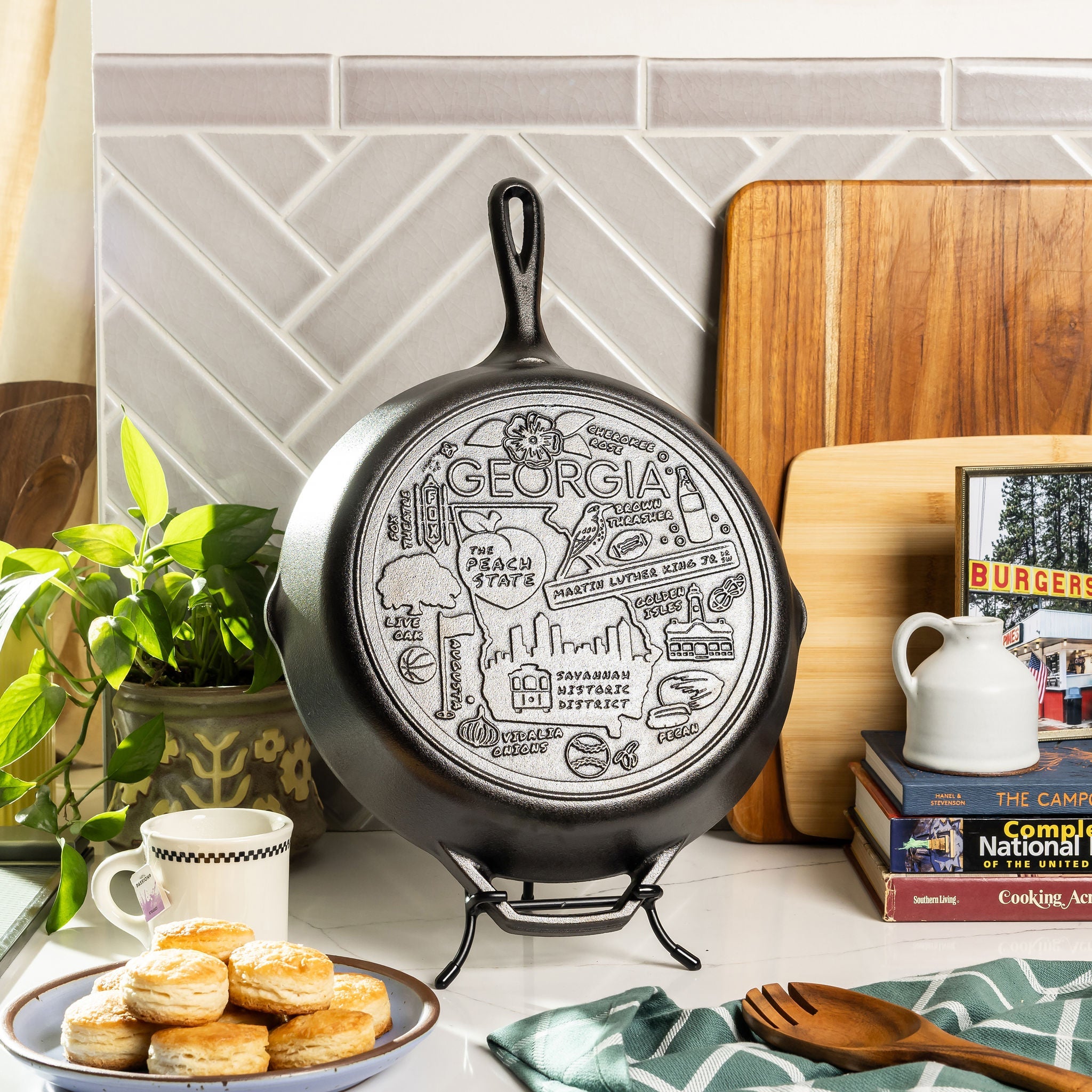 American Road Trip: 12 Inch Seasoned Cast Iron Skillet, Georgia - Image 2